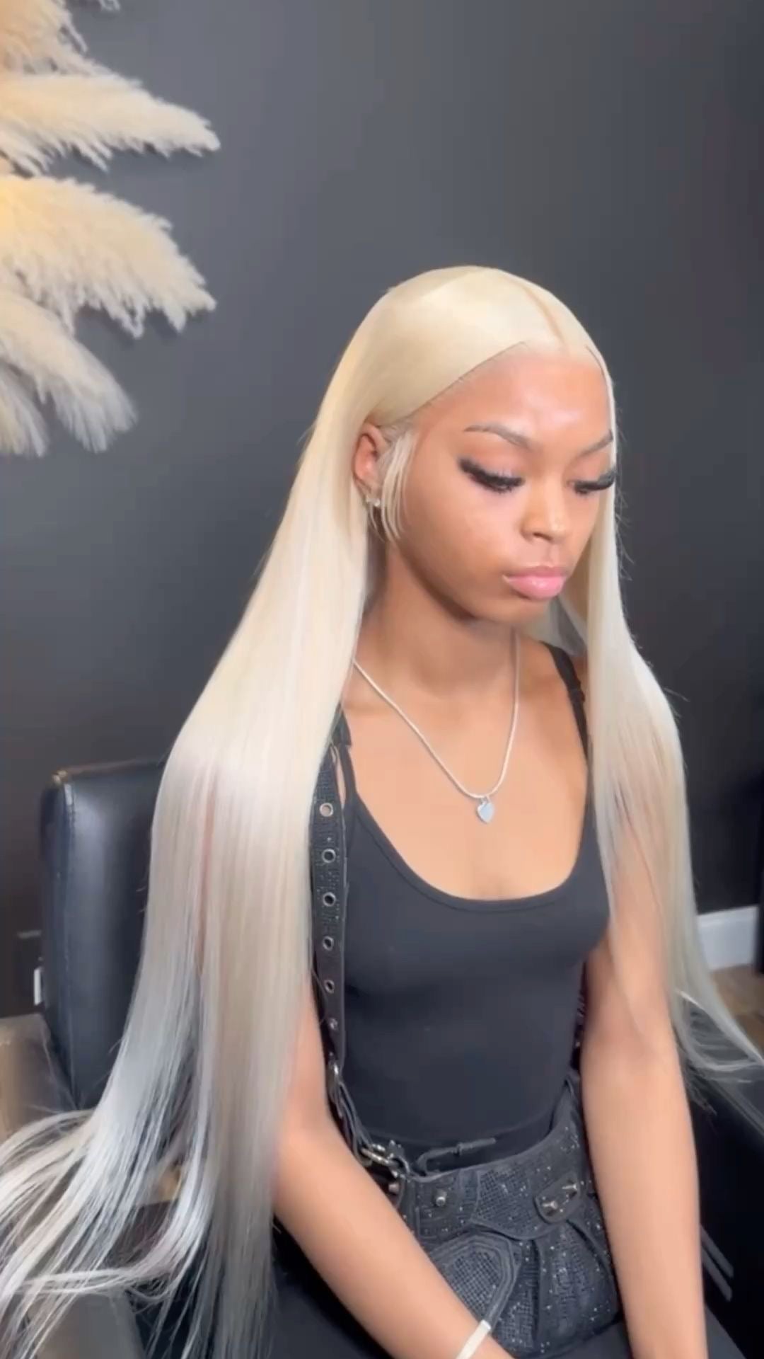 613 13x6 180 Density HD Lace Wigs (Straight)